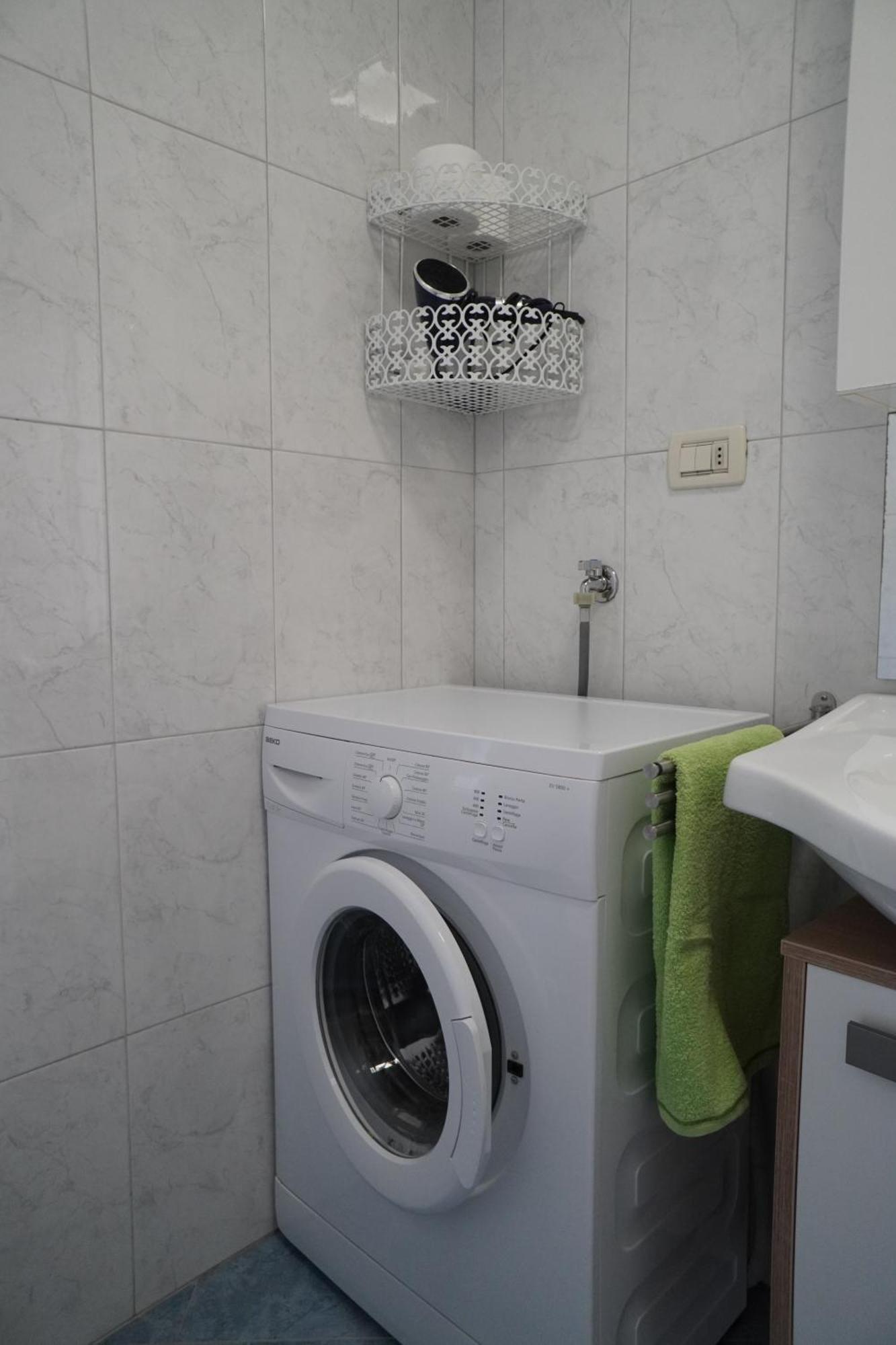 Apartment Roma Мерано Екстериор снимка