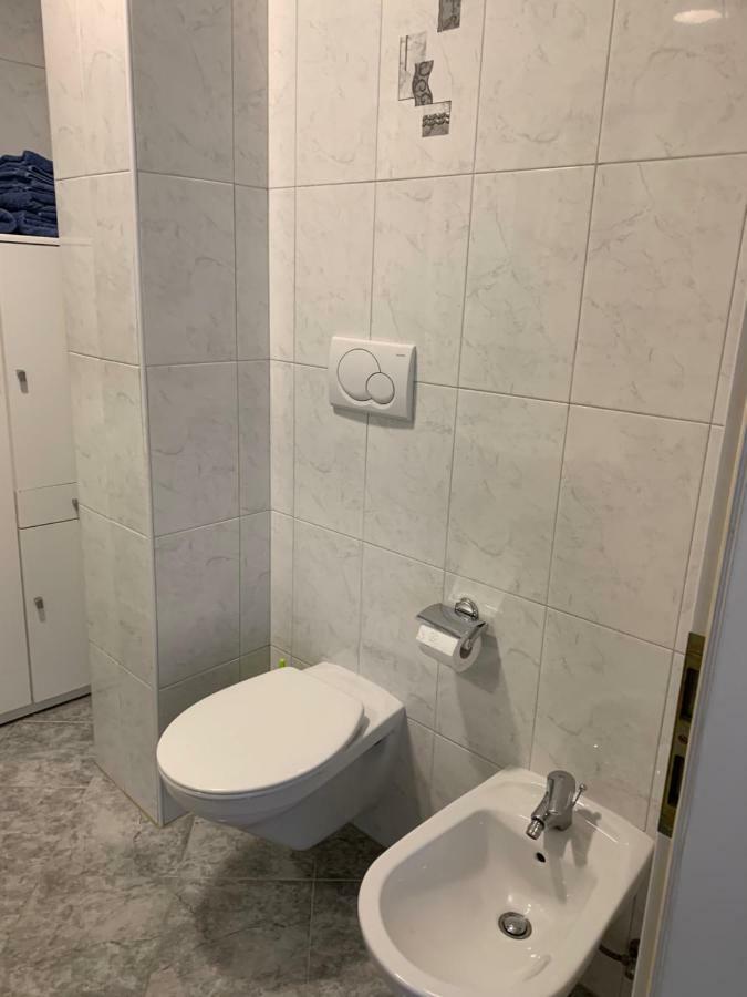 Apartment Roma Мерано Екстериор снимка